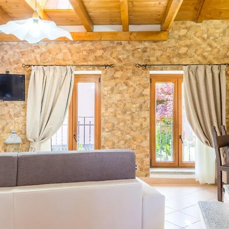 Casa Del Folletto Guest house Stresa