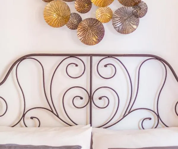 Casa Del Folletto 4* ستريزا